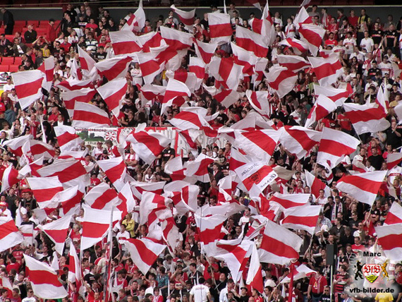 VfB Stuttgart vs 1. FC Kaiserslautern (2-4)