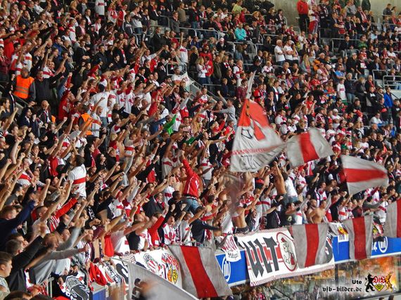 FC Bayern München vs VfB Stuttgart (2-0)