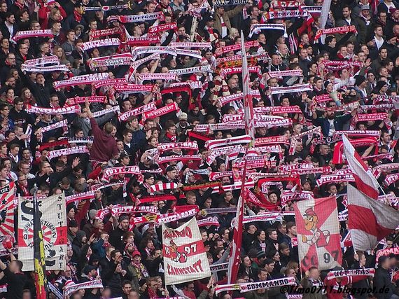 VfB Stuttgart vs SV Sandhausen (2-1)