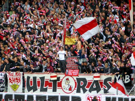 1. FC Nürnberg vs VfB Stuttgart (2-3)