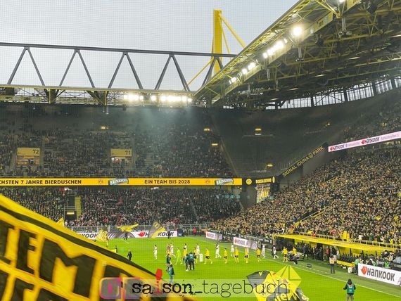 Borussia Dortmund vs VfB Stuttgart (2-1)