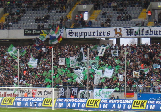 VfL Wolfsburg vs Borussia Dortmund (2-4)