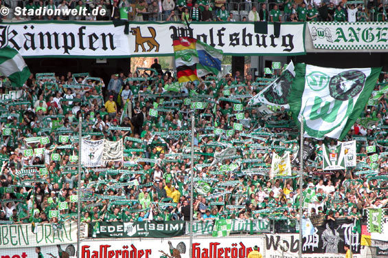 VfL Wolfsburg vs 1. FC Kaiserslautern (2-2)