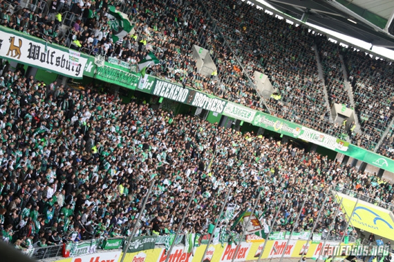 VfL Wolfsburg vs 1. FC Nürnberg (1-2)