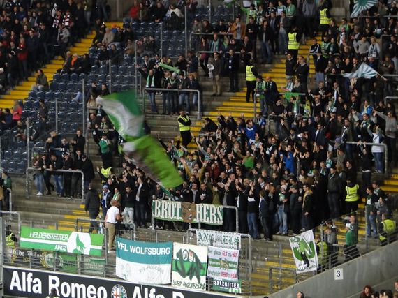 Eintracht Frankfurt vs VfL Wolfsburg (1-2)