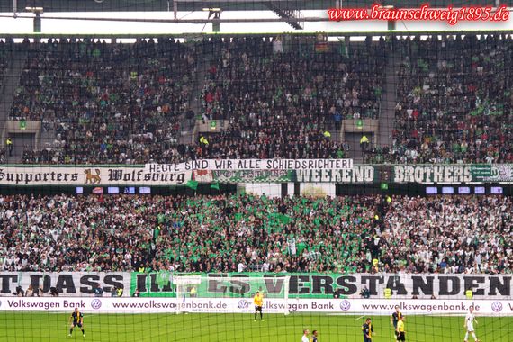 VfL Wolfsburg vs Eintracht Braunschweig (2-0)