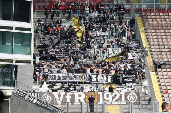 1. FC Kaiserslautern vs VfR Aalen (0-1)