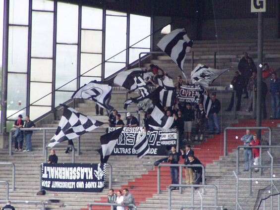 Rot-Weiss Essen vs Wacker Burghausen (1-1)
