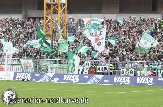 Werder Bremen vs 1. FC Nürnberg (2-3)