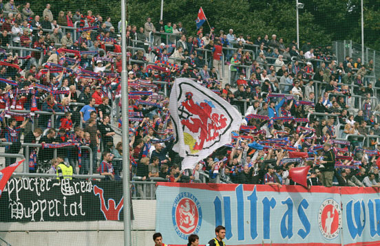 Wuppertaler SV Borussia vs Offenbacher FC Kickers (2-1)