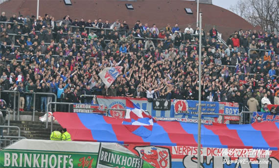 Wuppertaler SV Borussia vs Rot-Weiss Essen (2-2)