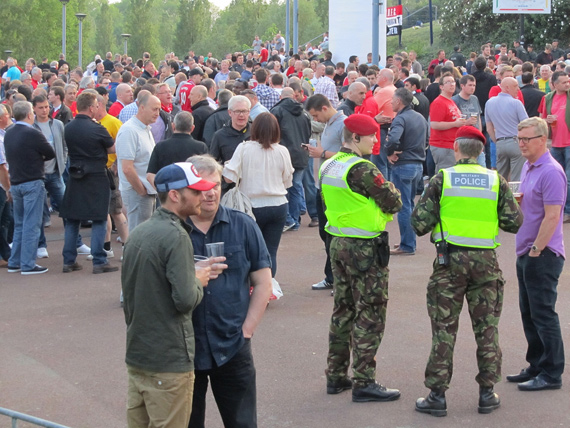 FC Schalke 04 vs Manchester United (0-2) (2)