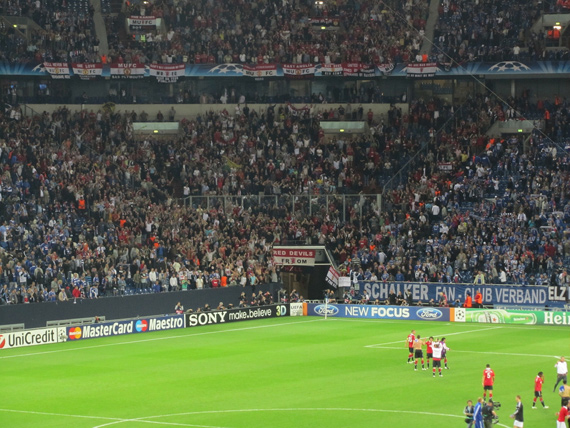 FC Schalke 04 vs Manchester United (0-2) (4)