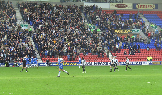Wigan Athletic vs Newcastle United (1-0) (3)