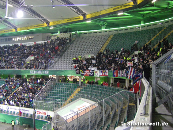 VfL Wolfsburg vs Paris SG (1-3) (1)