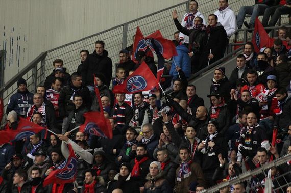 Bayer 04 Leverkusen vs Paris SG (0-4) (2)