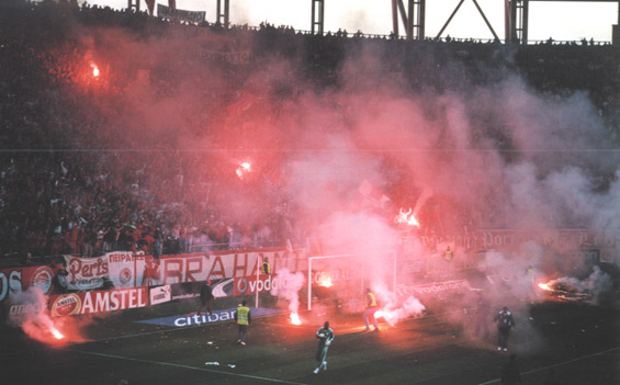 Olympiakos Piräus vs Panathinaikos Athen (0-1) (2)