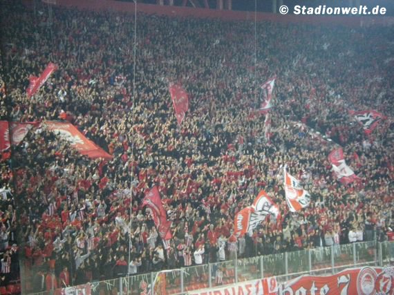 Olympiakos Piräus vs Borussia Dortmund (3-1) (8)