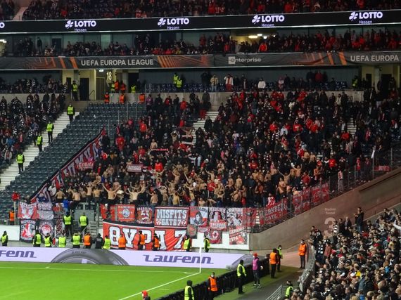 Eintracht Frankfurt vs Olympiakos Piräus (3-1) (2)