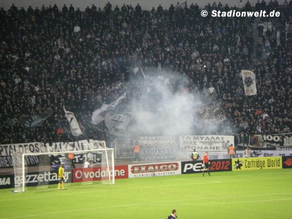 PAOK Saloniki vs Shamrock Rovers (2-1) (10)