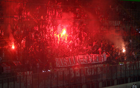 AC Mailand vs Roter Stern Belgrad (1-0) (1)