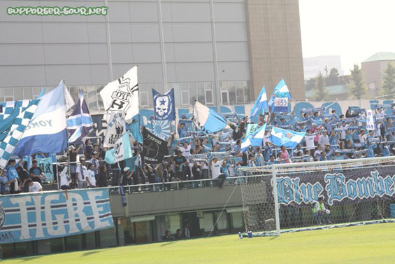 Yokohama FC vs Fagiano Okayama FC (2-1) (2)