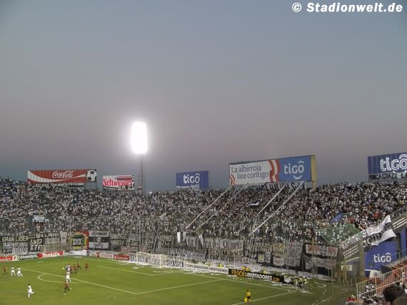 Olimpia Asunción vs Deportivo Lara (2-2) (7)
