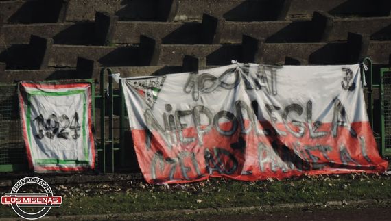 CKS Czeladz vs KP Błękitni Sarnów (2-3) (1)