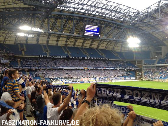 Lech Poznan vs Wisla Krakow (2-3) (1)