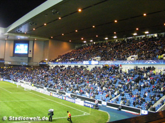 Glasgow Rangers vs VfB Stuttgart (0-2) (7)