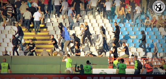 Roter Stern Belgrad vs Partizan Belgrad (0-0) (12)