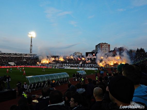 Partizan Belgrad vs Roter Stern Belgrad (1-2) (28)