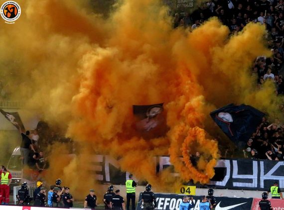 Partizan Belgrad vs Roter Stern Belgrad (1-1) (23)