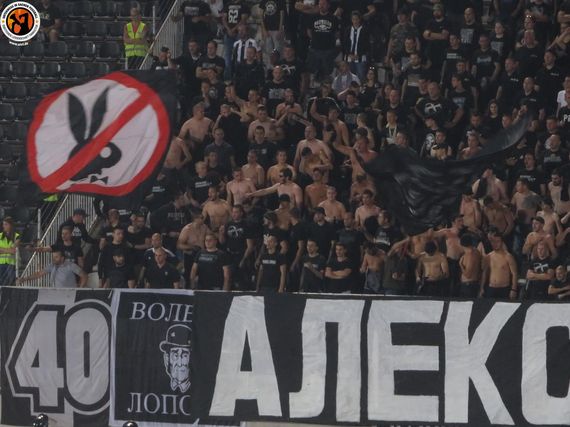 Partizan Belgrad vs Roter Stern Belgrad (1-1) (24)