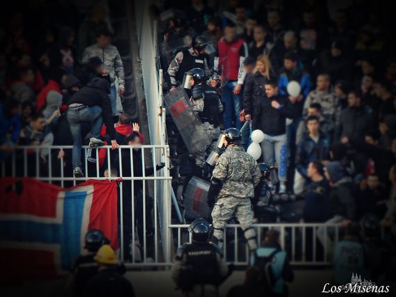Partizan Belgrad vs Roter Stern Belgrad (1-2) (10)