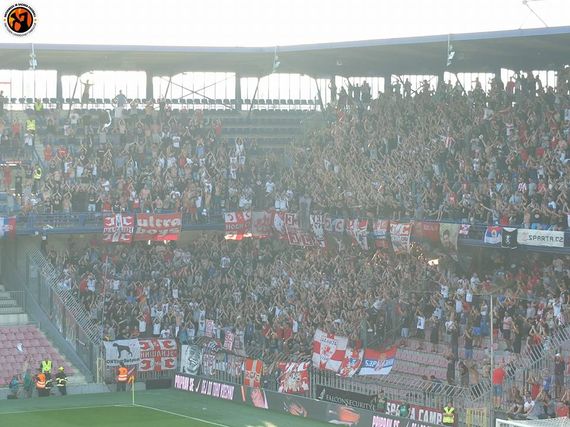 Sparta Prag vs Roter Stern Belgrad (0-1 ) (9)