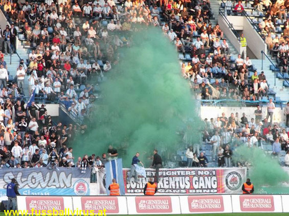 Slovan Bratislava vs SSC Neapel (0-1) (8)