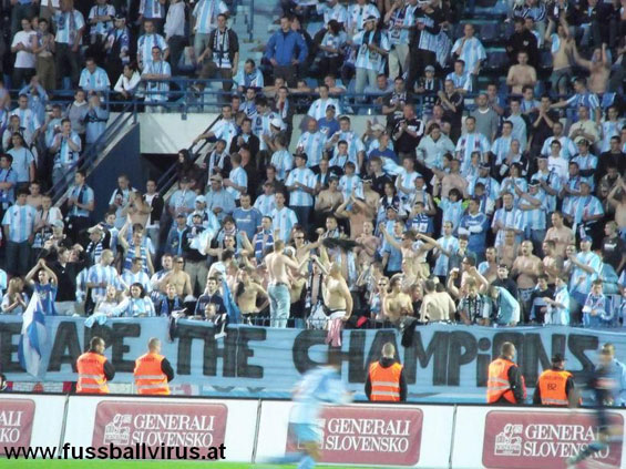 Slovan Bratislava vs SSC Neapel (0-1) (15)