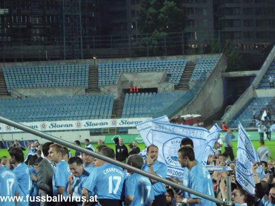 Slovan Bratislava vs SSC Neapel (0-1) (25)