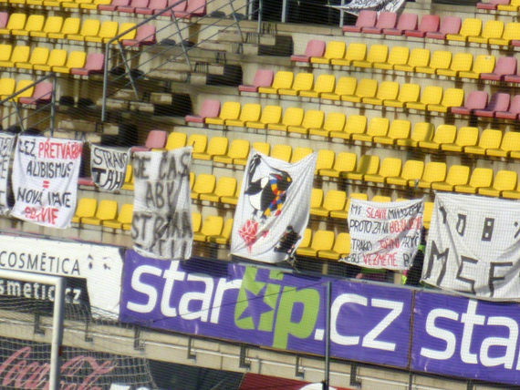 1. FK Pribram vs Slavia Prag (0-0) (7)