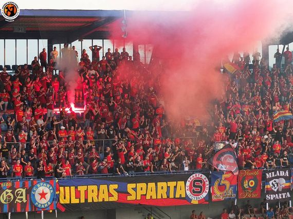 Sparta Prag vs Roter Stern Belgrad (0-1) (4)