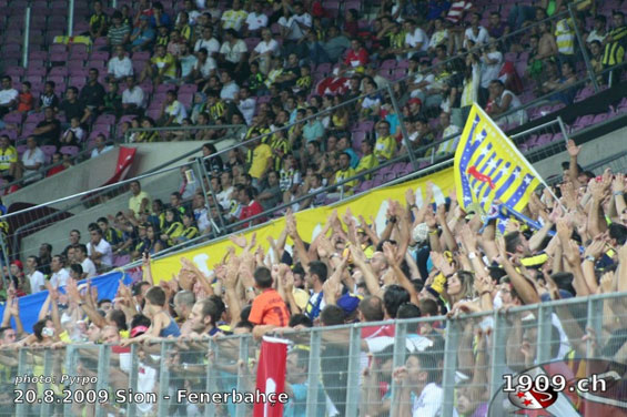FC Sion vs Fenerbahce Istanbul (0-2) (2)