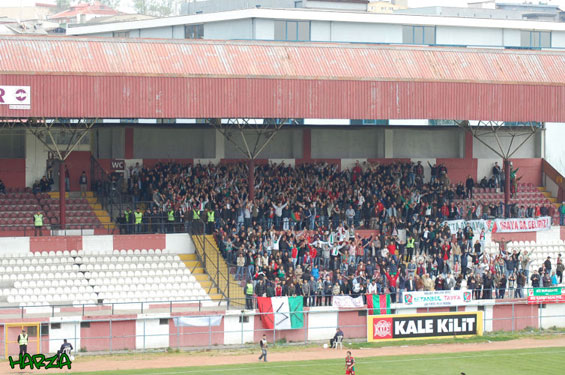 Güngören Belediyespor vs Karsiyaka SK (2-2) (3)