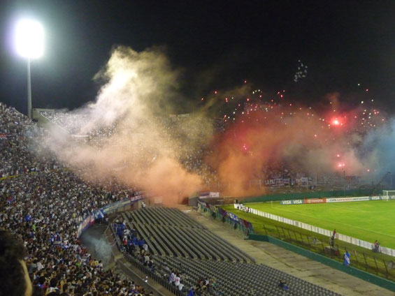 Nacional Montevideo vs River Plate (3-0) (6)