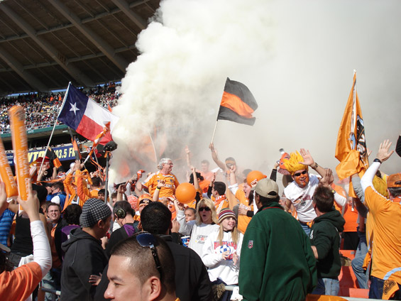 New England Revolution vs Houston Dynamo (1-2) (6)