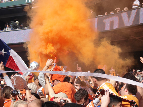 New England Revolution vs Houston Dynamo (1-2) (9)