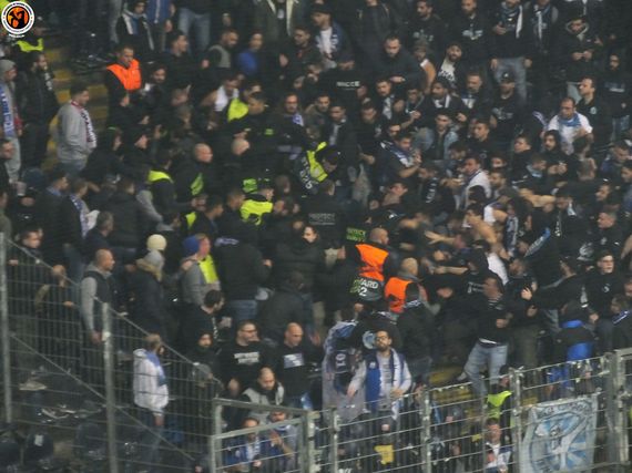 Eintracht Frankfurt vs Apollon Limassol (2-0) (5)